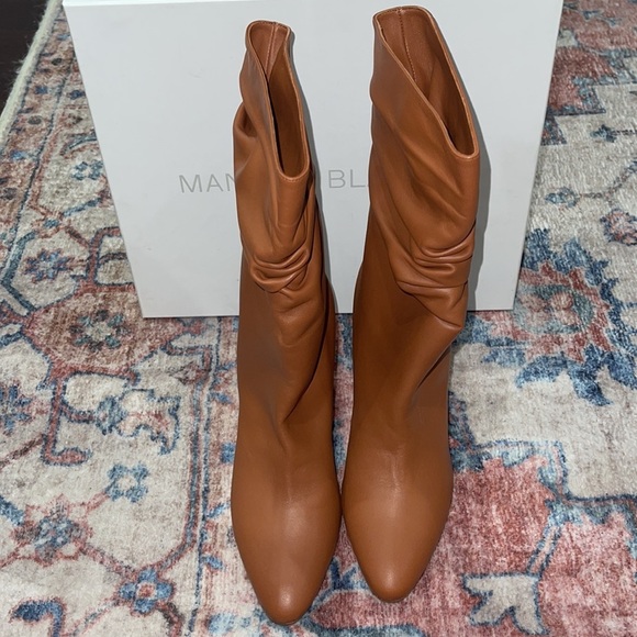 ❗️NEW $1195 MANOLO BOOTS❗️ - Picture 5 of 10